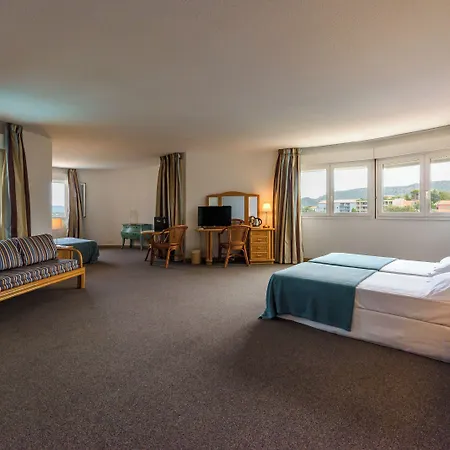 Le Tilbury 3*