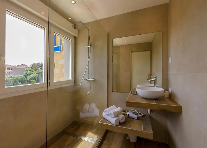 Le Tilbury Hotell