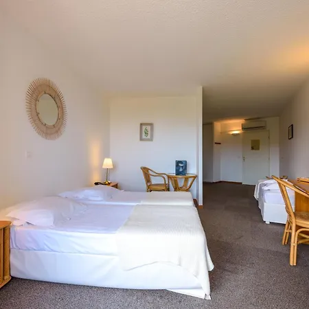 Le Tilbury Hotel 3*