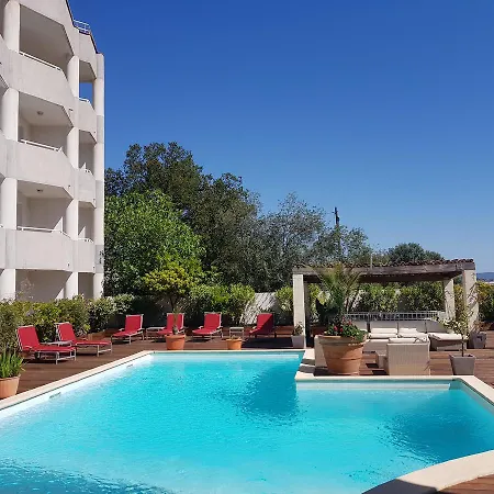 Le Tilbury Hotel 3*