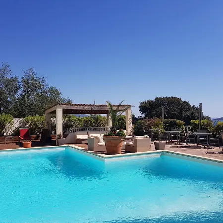Le Tilbury 3* Porto-Vecchio (Corsica)