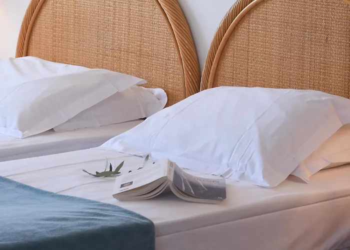 Le Tilbury Hotel 3*