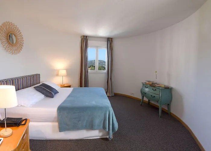 Hotel Le Tilbury 3*