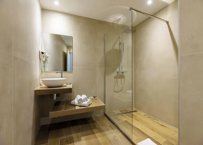 Le Tilbury Porto-Vecchio (Corsica)