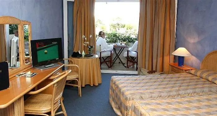 Le Tilbury 3*